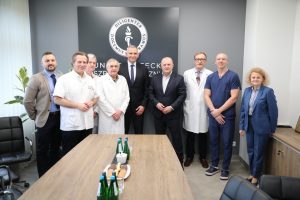 Wizyta marszałka w szpitalu uniwersyteckim