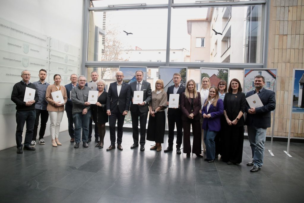 Przekazanie umów MBO