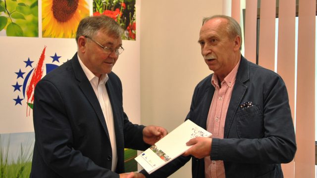 Gmina Otmuchów, operacja pn. „Festiwal kulinariów i folkloru w Mesznie” – kwota
49 360,50 zł