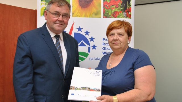 Opolski Związek Rolników i Organizacji Społecznych; operacja pn. „VI Edycja Opolskiego Turnieju Kół Gospodyń Wiejskich” – kwota 27 737,00 zł