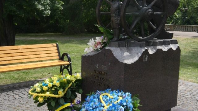 Opole - pierwsze obchody dnia województwa opolskiego - święta uchwalonego dzień wcześniej na uroczystej sesji sejmiku WO w 10 rocznicę obrony województwa opolskiego