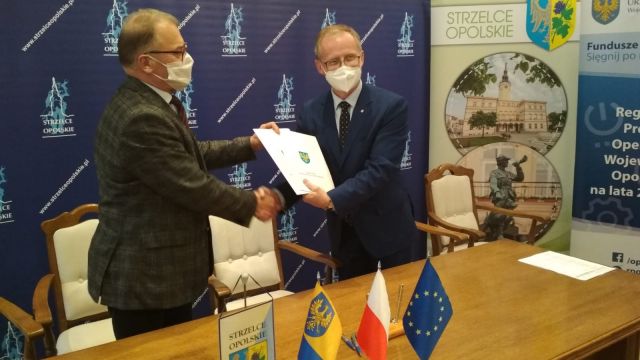 Strzelce podpisanie umów