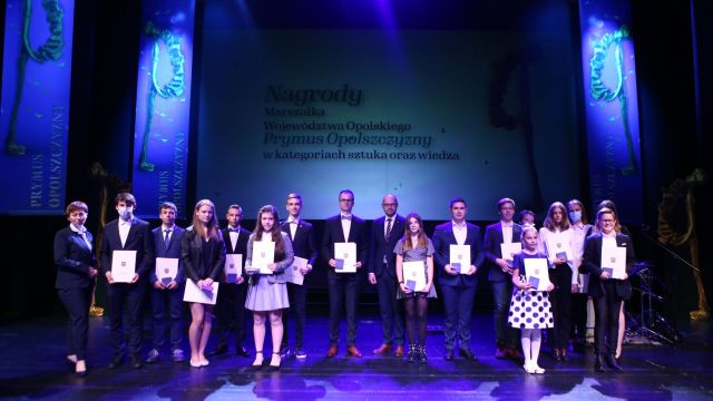 Wręczenie nagród i stypendiów edukacyjnych