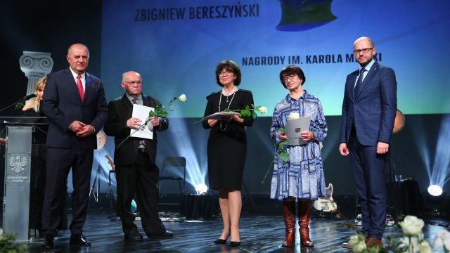 Nagrody dla ludzi kultury