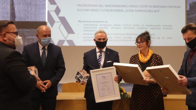 Nagrody dla laureatów