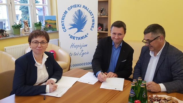 Przekazanie samochodu Betanii