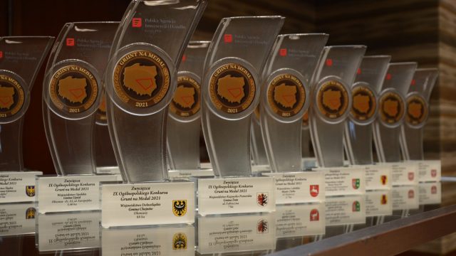 Grunt na medal