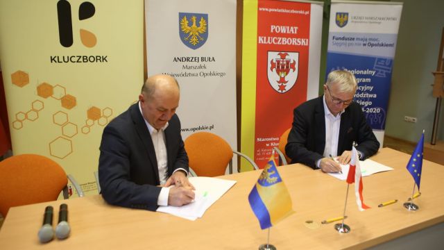 Podpisanie umów w Kluczborku
