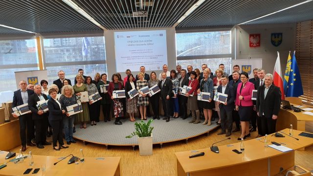 Przekazanie nauczycielom tabletów graficznych Tablety graficzne dla nauczycieli