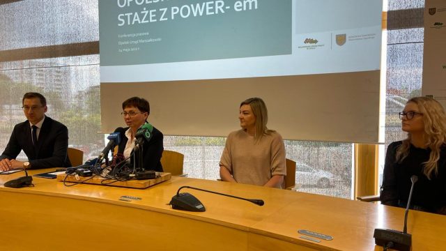 Staże z POWERem