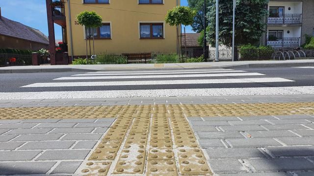 Droga w Brynicy po przebudowie