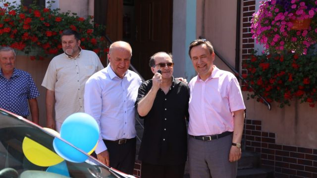 Auto dla schroniska w Pępicach