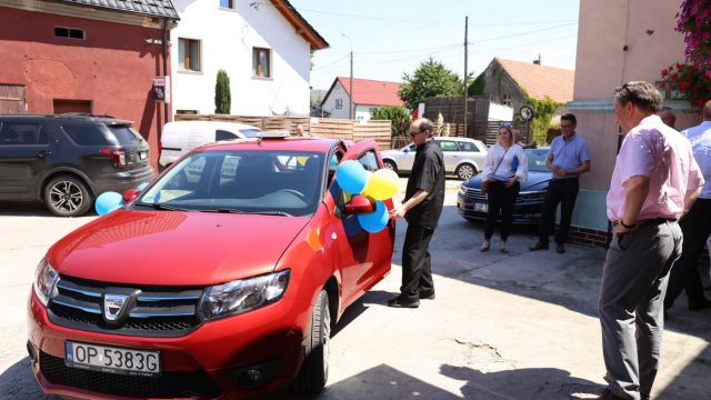 Auto dla schroniska w Pępicach