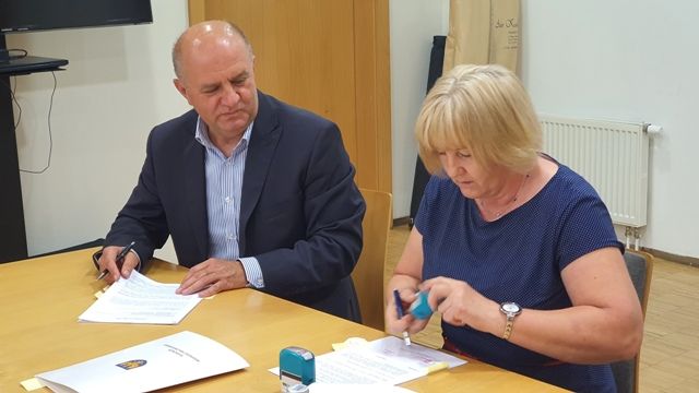 Marszałkowski Budżet Obywatelski - pierwsze umowy