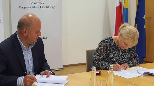 Marszałkowski Budżet Obywatelski - pierwsze umowy