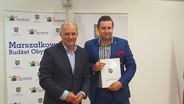 Marszałkowski Budżet Obywatelski - pierwsze umowy