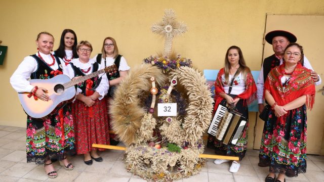 Korony dożynkowe