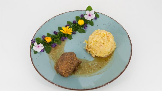 Policzki Wieprzowe Z Ciapkapustą Policzki Wieprzowe Z Ciapkapustą