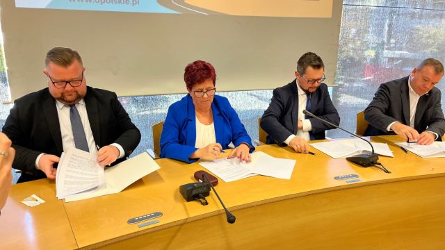 Umowy na drogi rolne