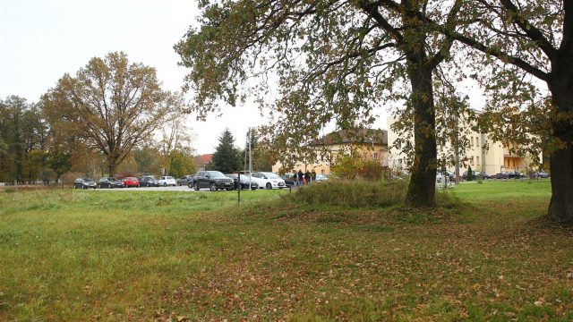 Przekazanie działki w Pokoju