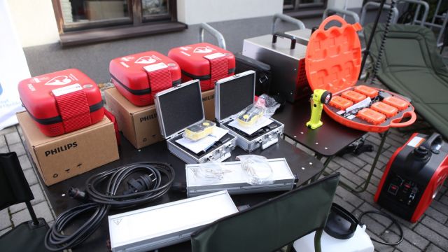 Samochody i specjalistyczny sprzęt