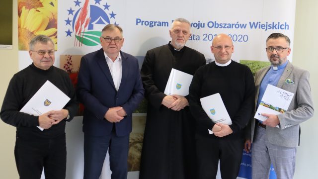 Pieniądze dla parafii ziemi nyskiej