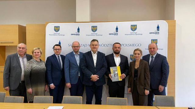 Umowa na rozbudowę WBP