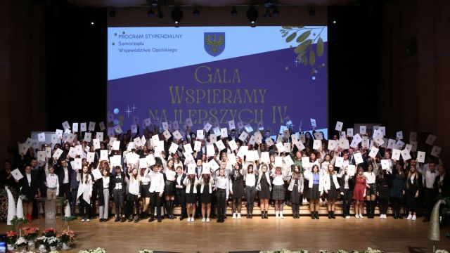 Wspieramy najlepszych - wręczenie stypendiów