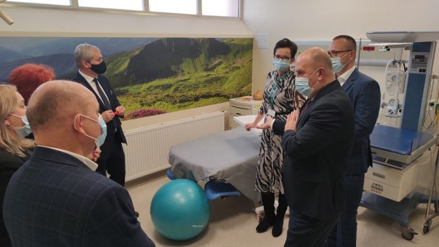 W salach porodowych nowocześnie i komfortowo