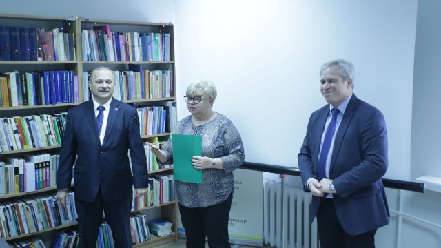 15.12 - Brzeska biblioteka pachnie nowością