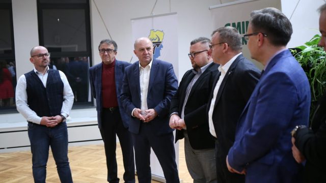 Coraz lepiej na drodze 454