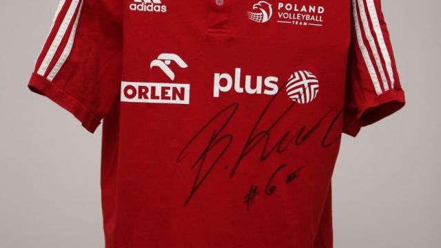 Andrzej Buła - Koszulka Bartosza Kurka Gadżety na finał WOSP