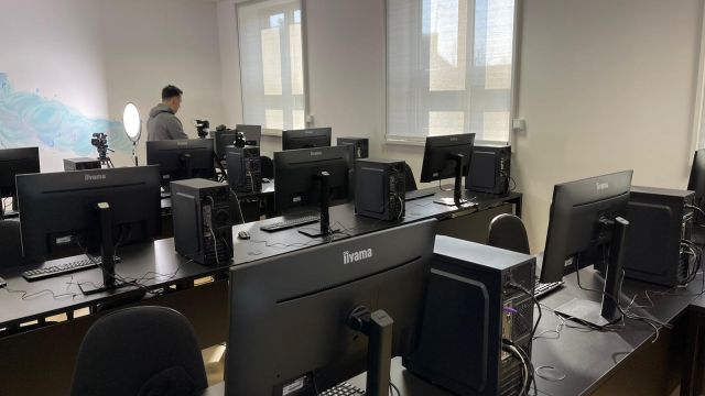 Sala multimedialna UO