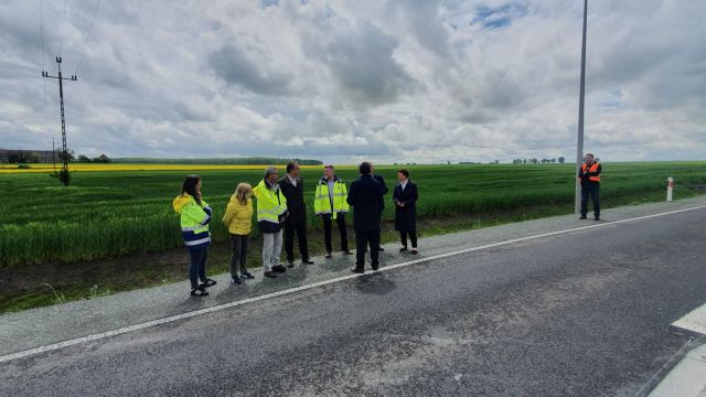 Prace na drogach w gminie Krapkowice