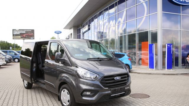 Ford dla domów dziecka