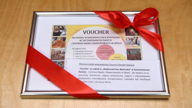 Przekazanie gadżetów na WOŚP