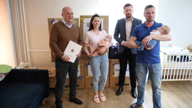 Marszałek u trojaczków