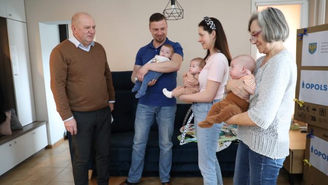 Marszałek u trojaczków