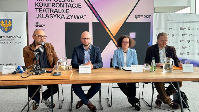 Konfrontacje teatralne