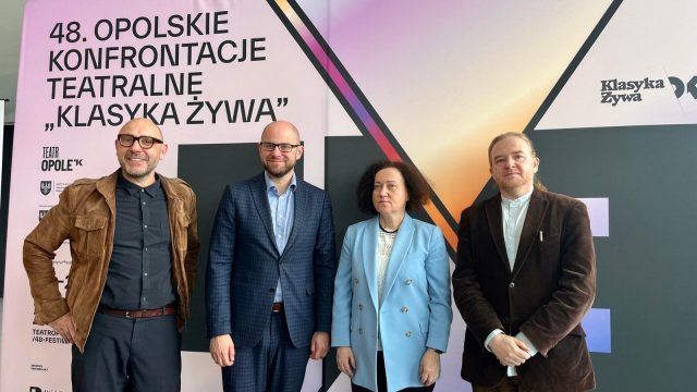 Konfrontacje teatralne