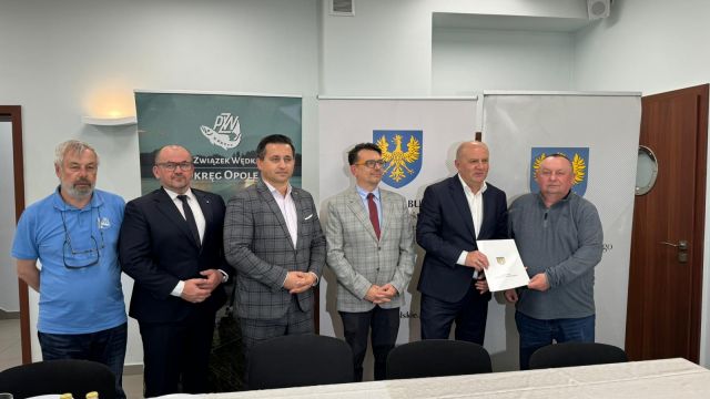 Opolskie stawia na ryby