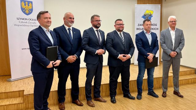 Umowa DW 461 Łubniany