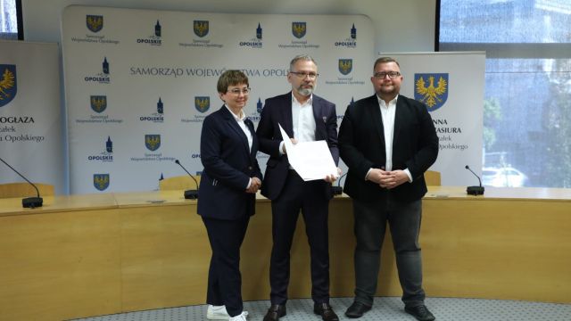 Podpisanie umowy z OCO