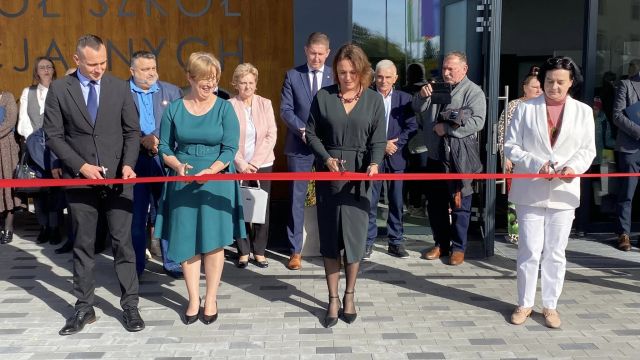 Otwarcie szkoły w Namysłowie