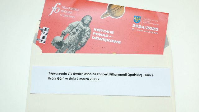 Przekazanie darów dla WoŚP
