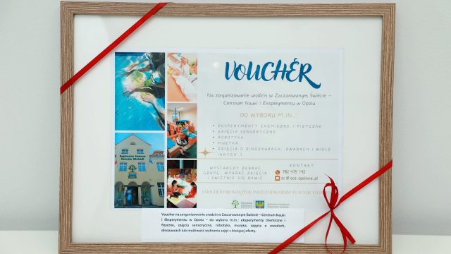 Przekazanie darów dla WoŚP