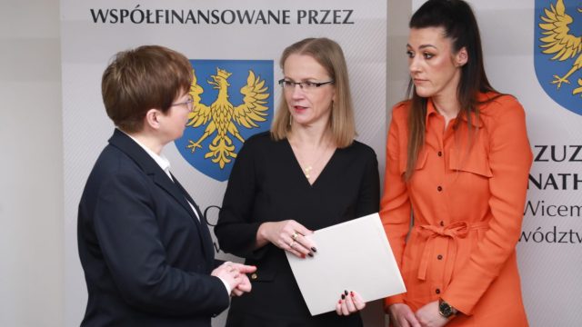 Podpisanie umowy ze stowarzyszeniem Pozytywka