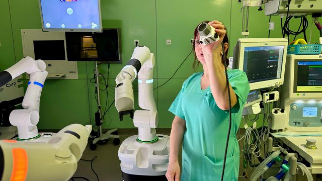 Nowoczesny robot w OCO