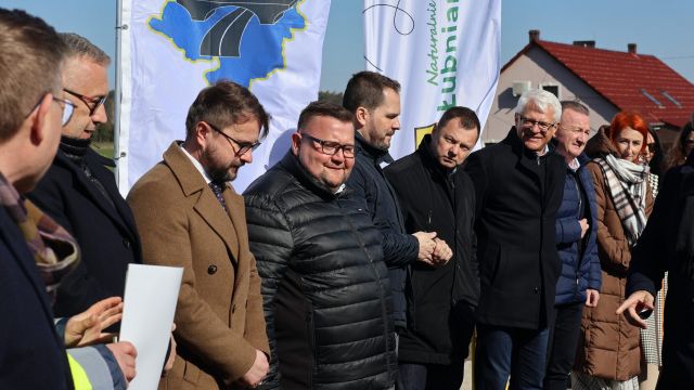 Dąbrówka Łubniańska