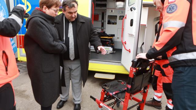 Nowoczesne karetki kontenerowe